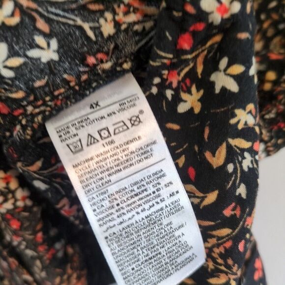 Old Navy Womens Top 4X Black Floral Smocked Cotton Blend Peasant Blouse - Picture 6 of 8